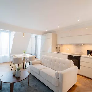 4* Apartahotel Quartier Libre Madeleine